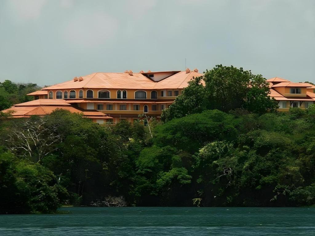 Hotel Melia Panama Canal Colon Extérieur photo